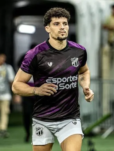 Camisa aquecimento Ceará. 