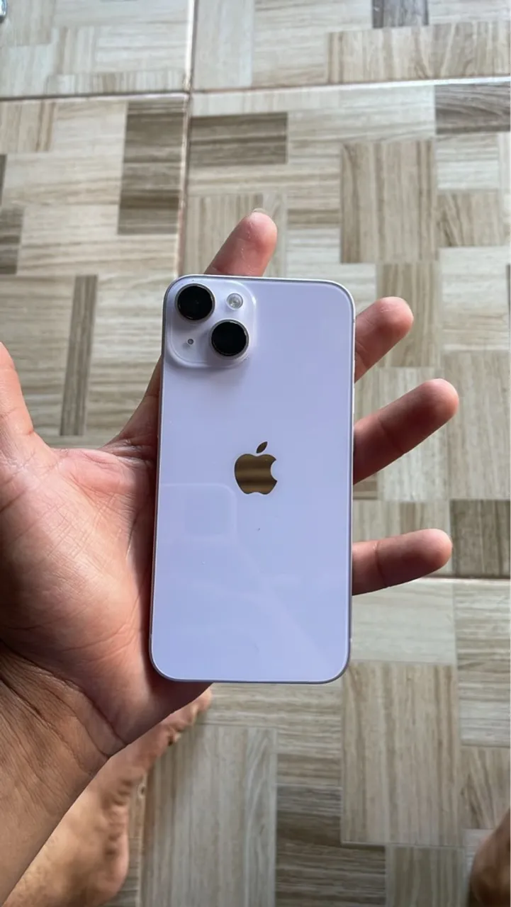 iPhone 14