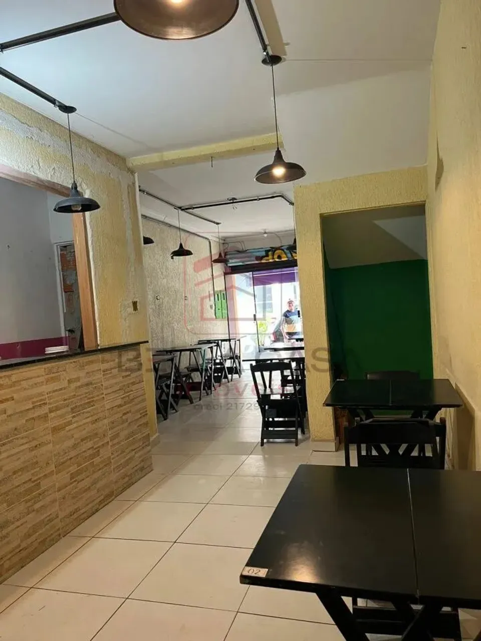 Comercial para locação ideal para o ramo alimentício!