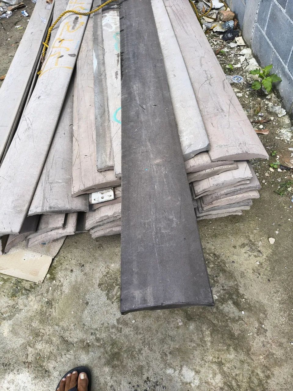 Pingadeiras de muro pvc - Foto 2