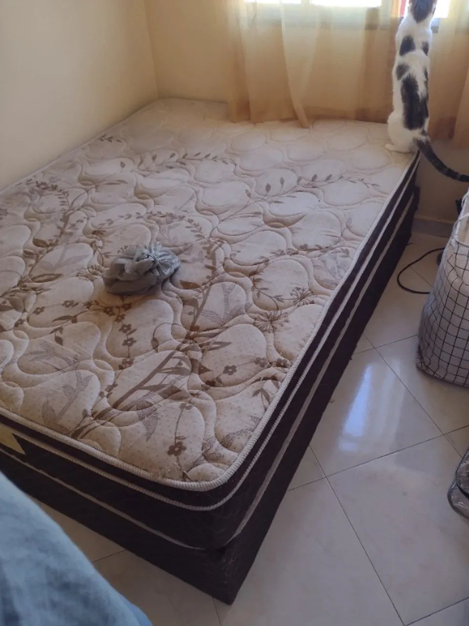 Cama box casal