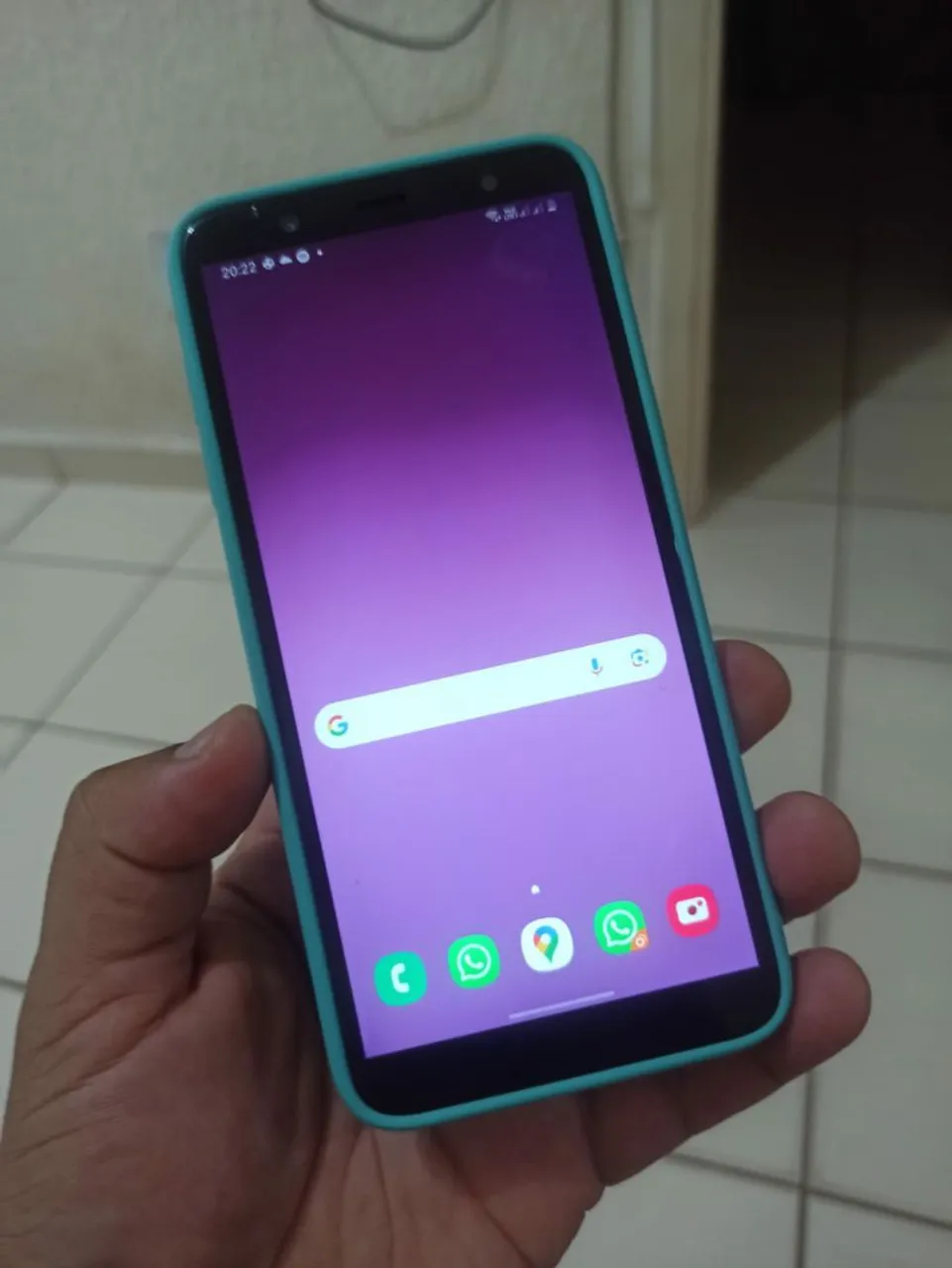 Samsung J8 64 gb 4 ram