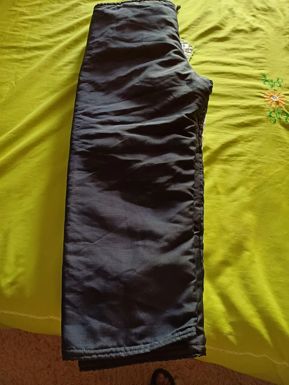 Calça preta