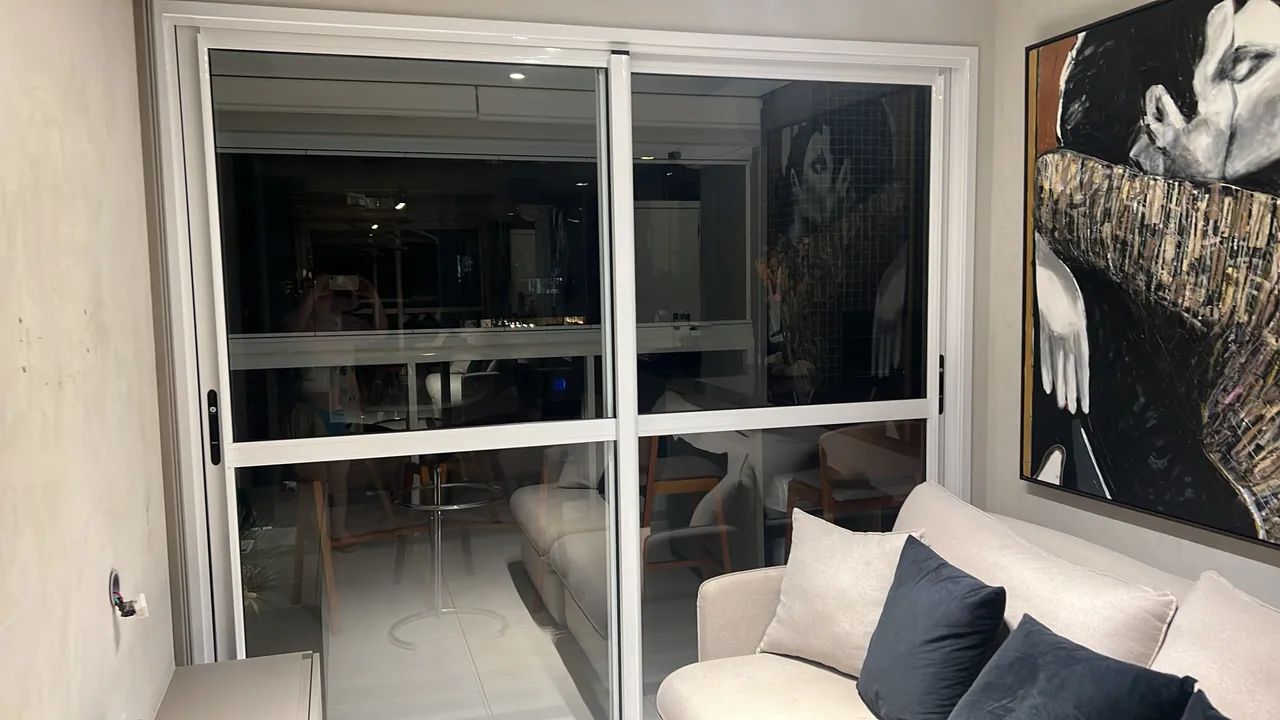 Vendo porta em aluminio branca novissima - Foto 3