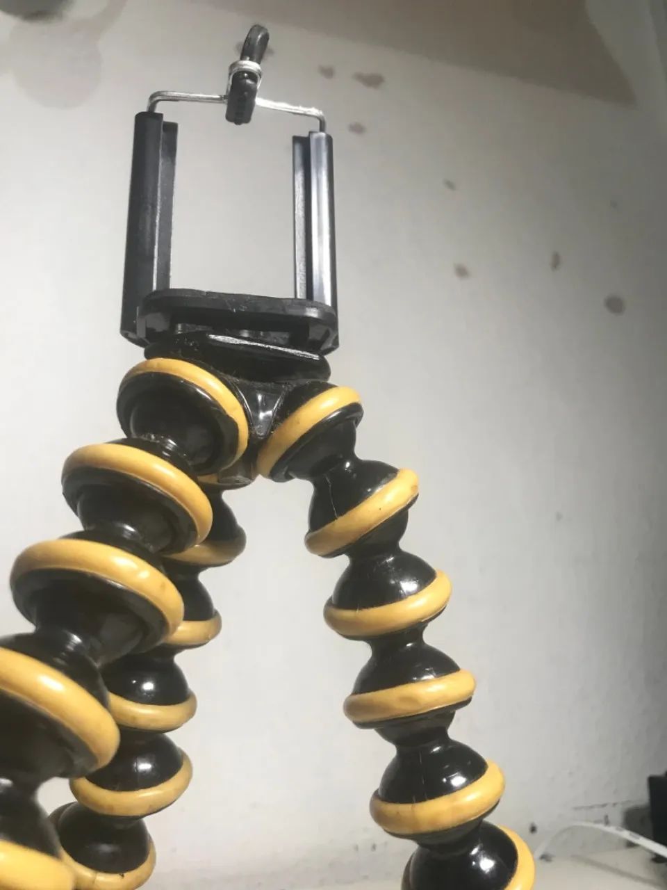 Tripé Flexível para Celular - Versátil e Prático - Foto 5