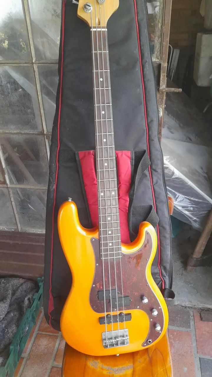 Baixo Elétrico Strinberg63824565897219122