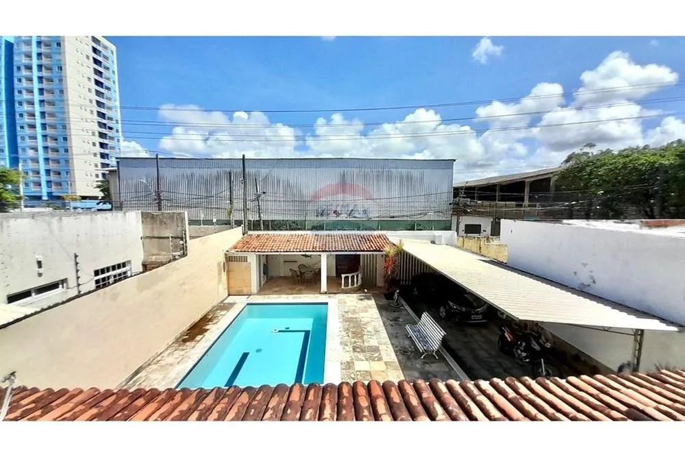 CASA DUPLEX COM 3 QUARTOS À VENDA EM BOA VIAGEM COM PISCINA