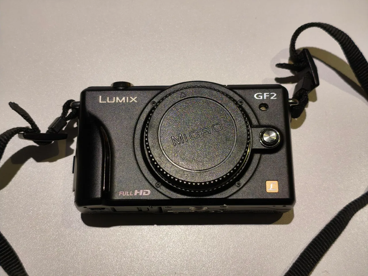 Câmera Lumix GF2 - Micro 4/3 - Full HD