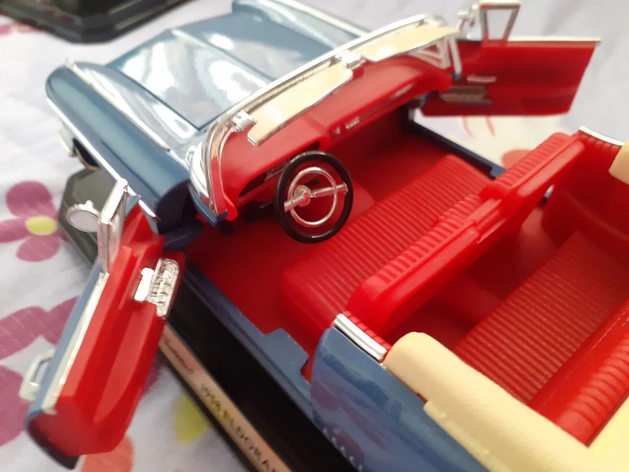 Miniatura Cadillac Eldorado Biarritz 1958   - Foto 4