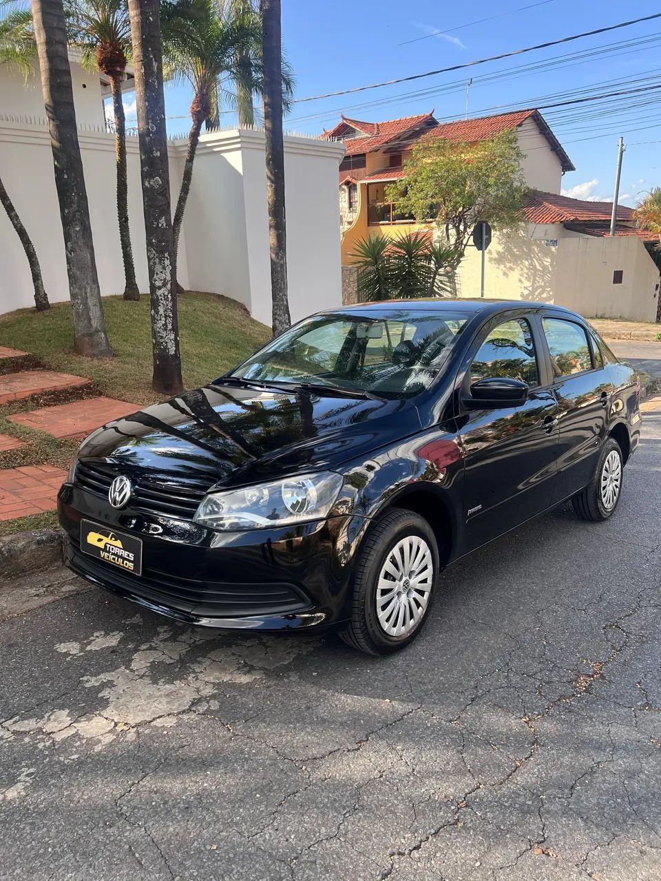 Volkswagen Voyage VOYAGE 1.0/1.0 City Mi Total Flex 8V 4p 2014