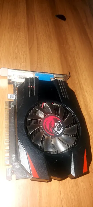 Placa de Vídeo NVIDIA Geforce Gt 730 4gb pcyes