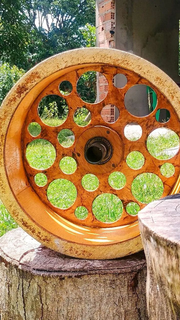 CARRETILHA 14 '5 POLEGADAS - MADEIRA COMPENSADO. - Foto 3