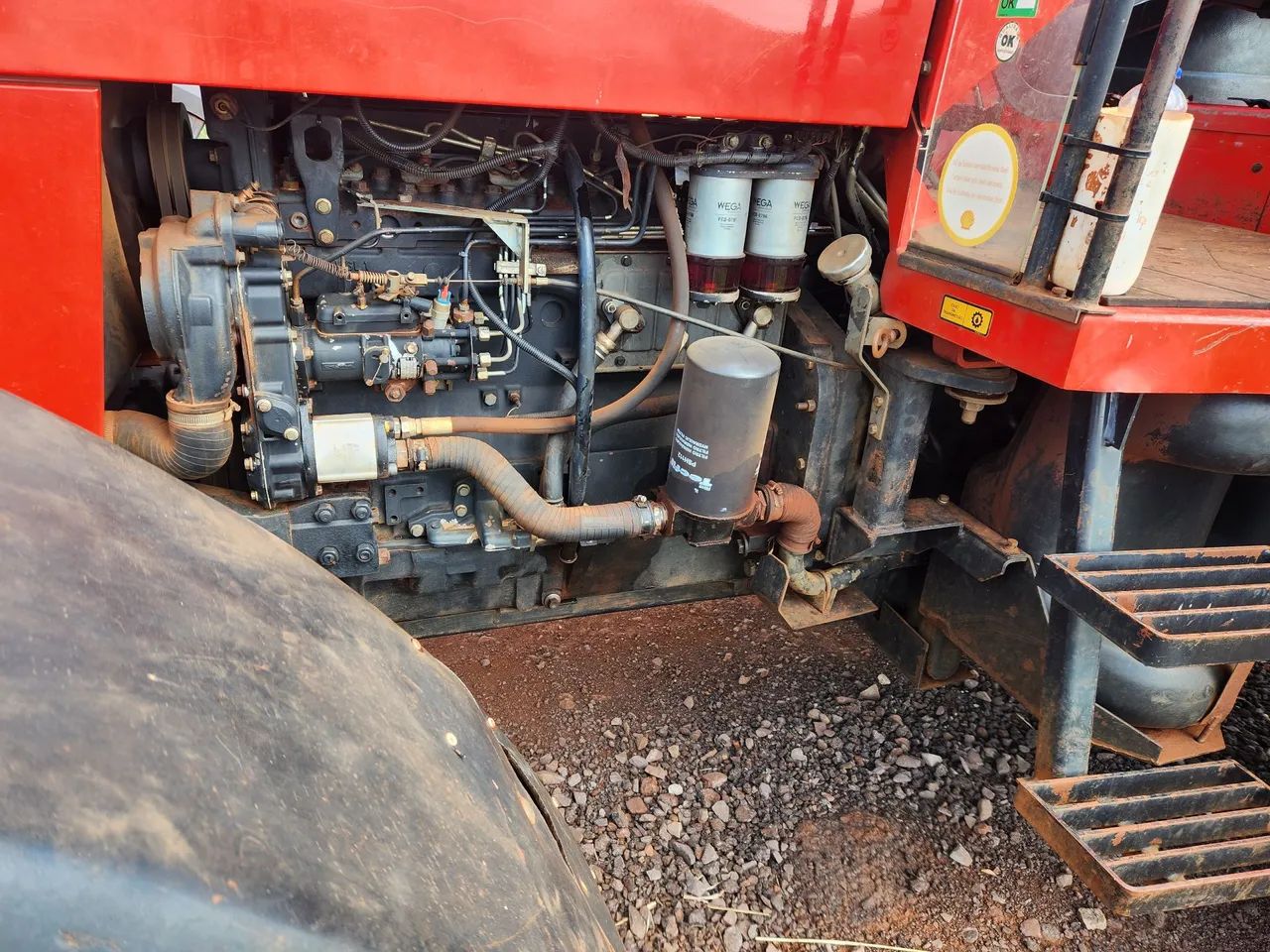  Vendo Trator Massey Ferguson 650 Turbo - Foto 5