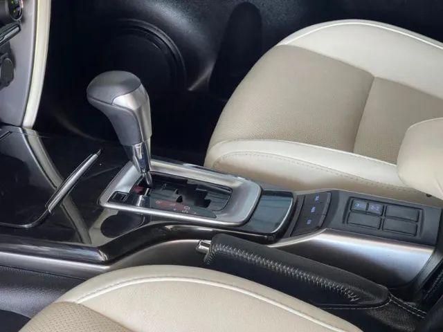 TOYOTA HILUX SW4 DIAMOND, 2024 - Foto 2