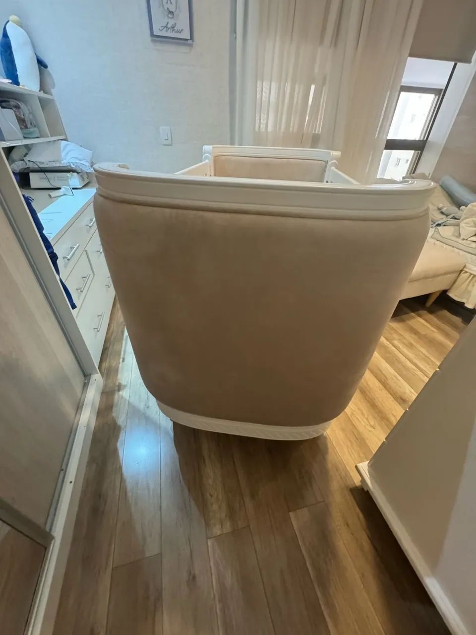 Berço em madeira maciça  em laca - Foto 2