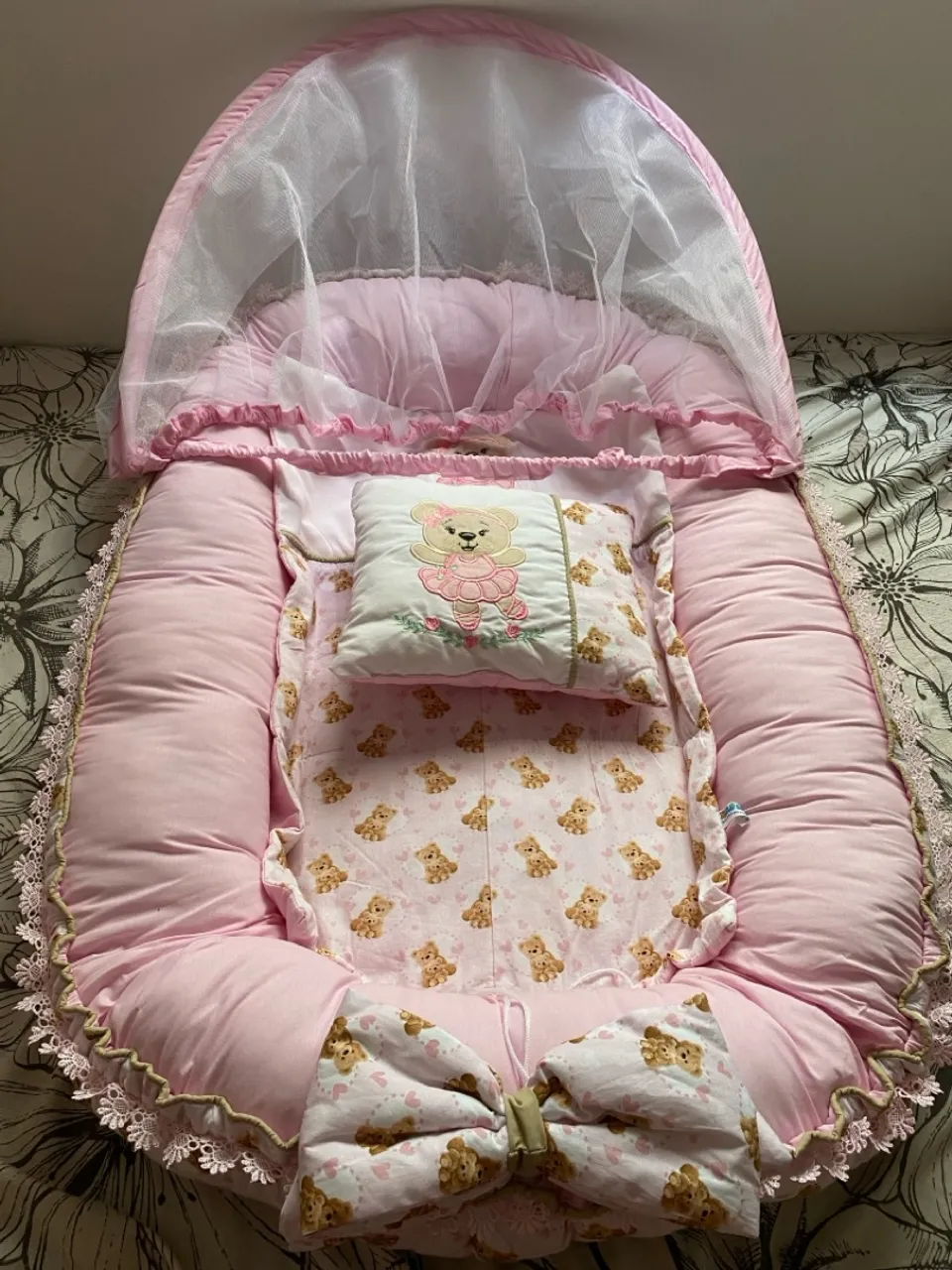 Ninho para Bebê com Mosquiteiro - Rosa