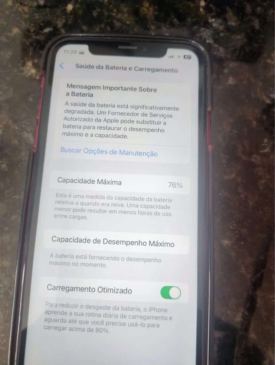 iPhone com bateria degradada - 76% de saúde