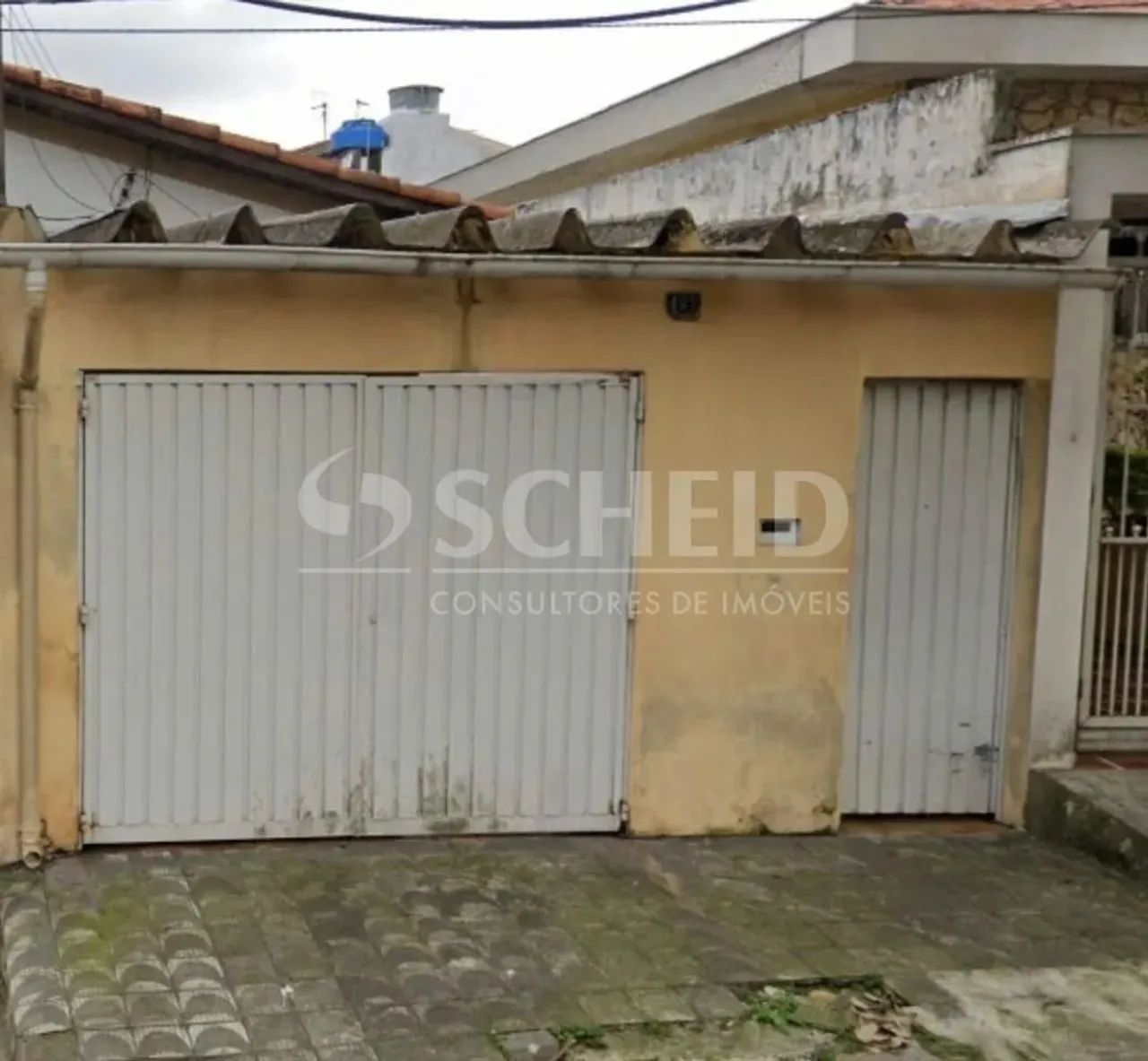 Vendo casa térrea no Campo Grande, 92m², 2 dormitórios, 1 vaga.