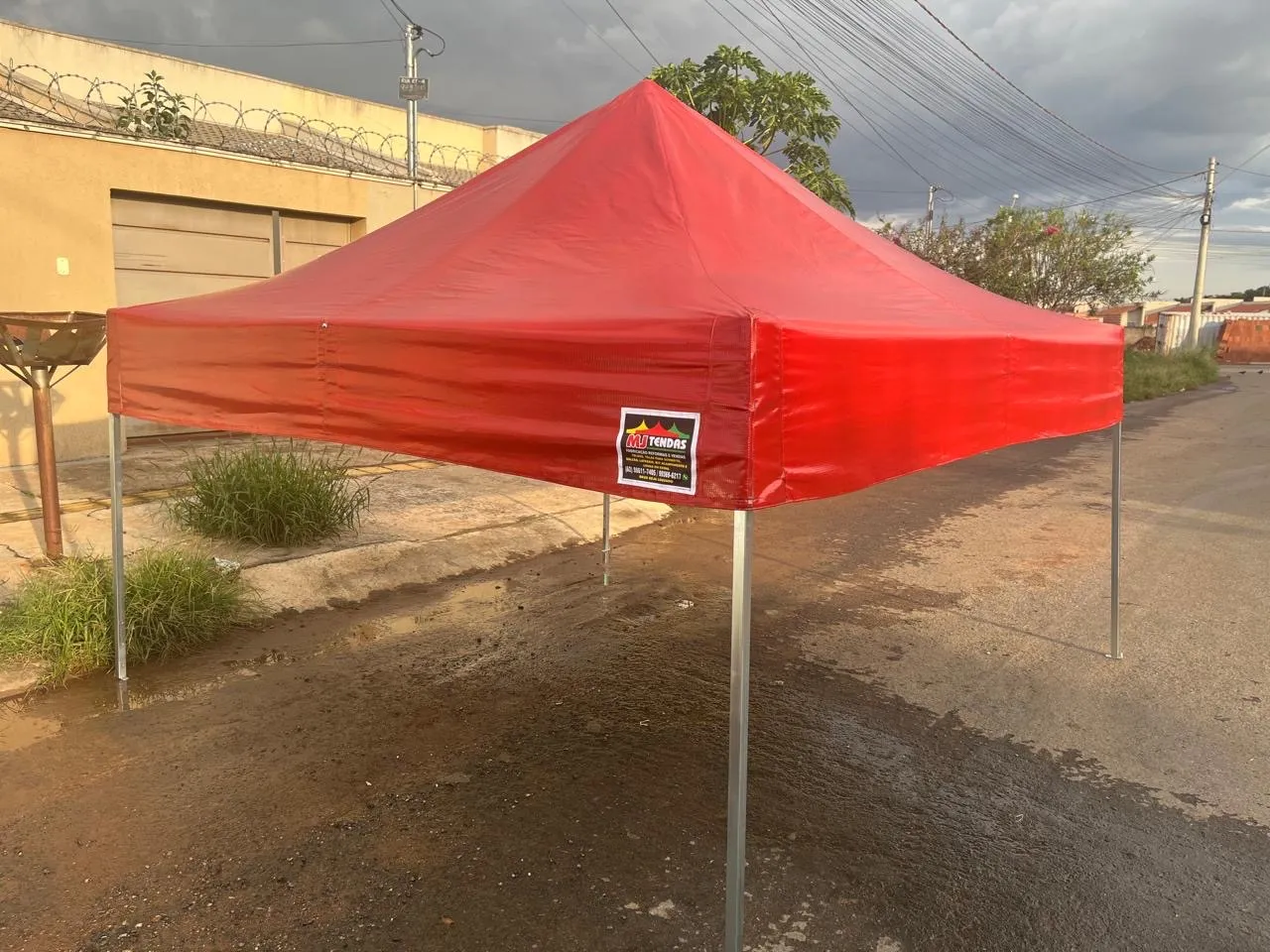 Tenda sanfonada 3x3 valor R$1000,00 em 6 vezes no cartão