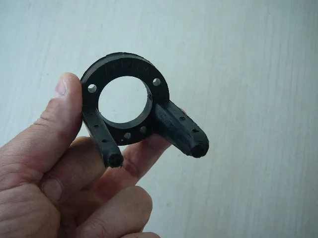 Montante para motor de aeromodelo