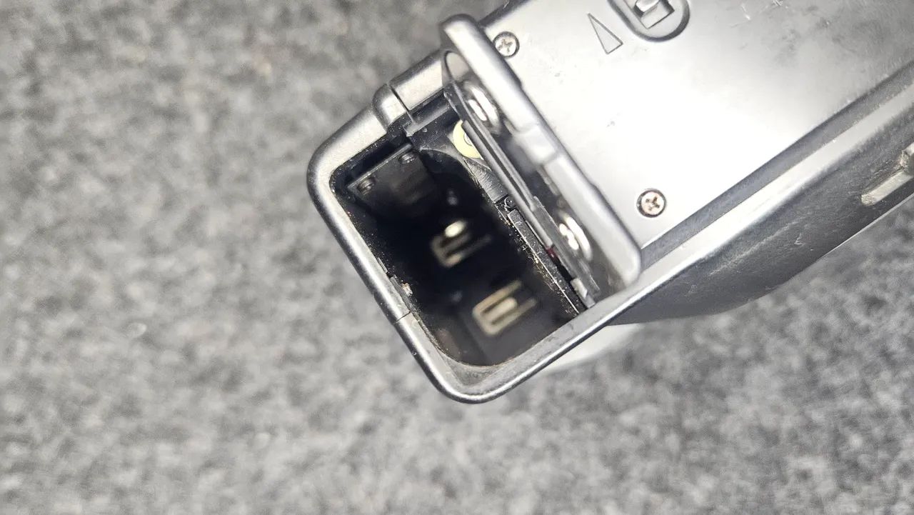 Camera analógica yashica em perfeito estado  - Foto 5