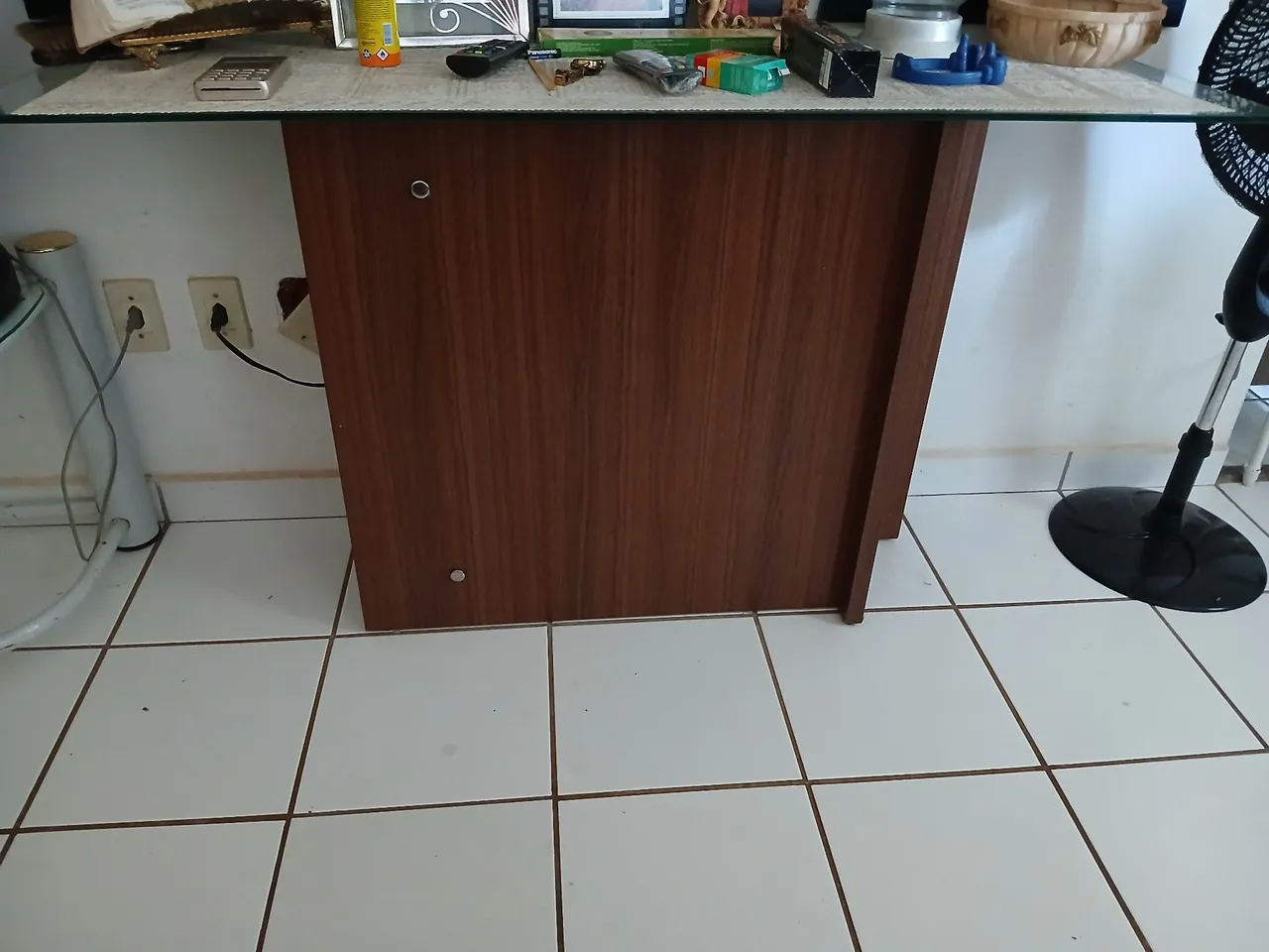 Mesa de Canto com Tampo de Vidro