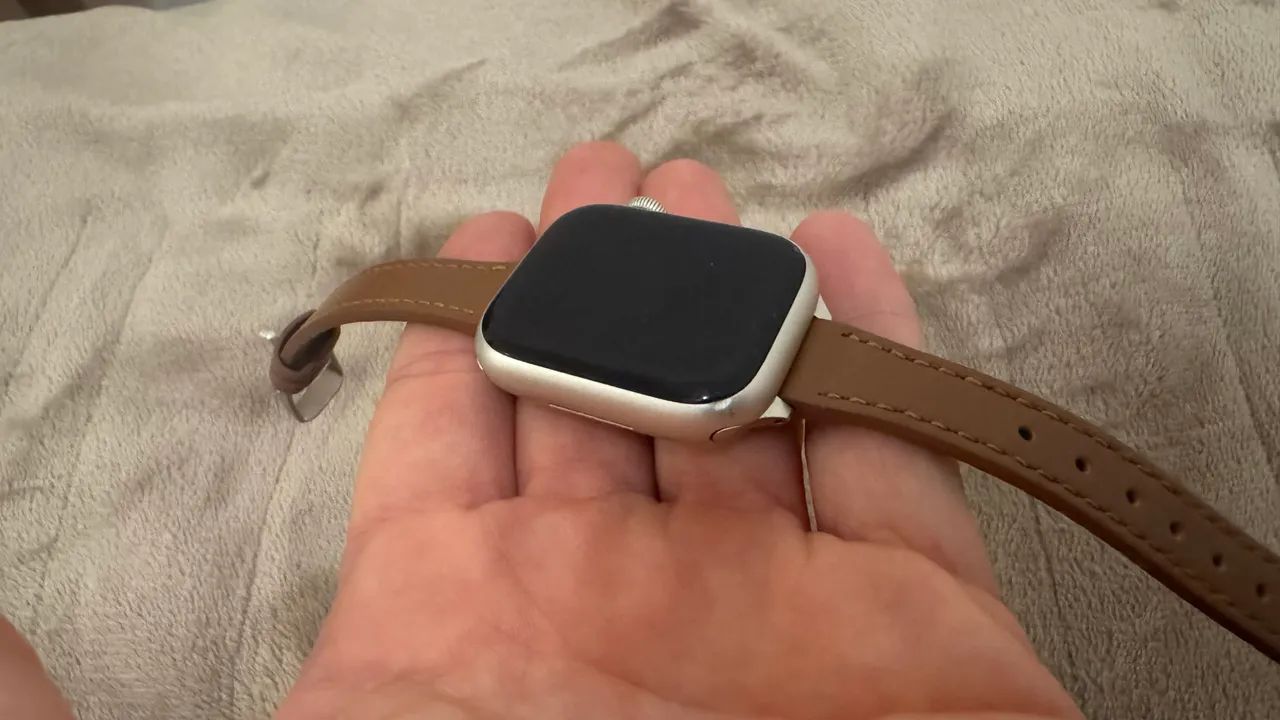 Apple Watch Series 7 - 41mm - GPS + Celular - Foto 3