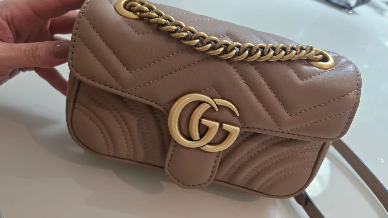 Bolsa Gucci tiracolo nude