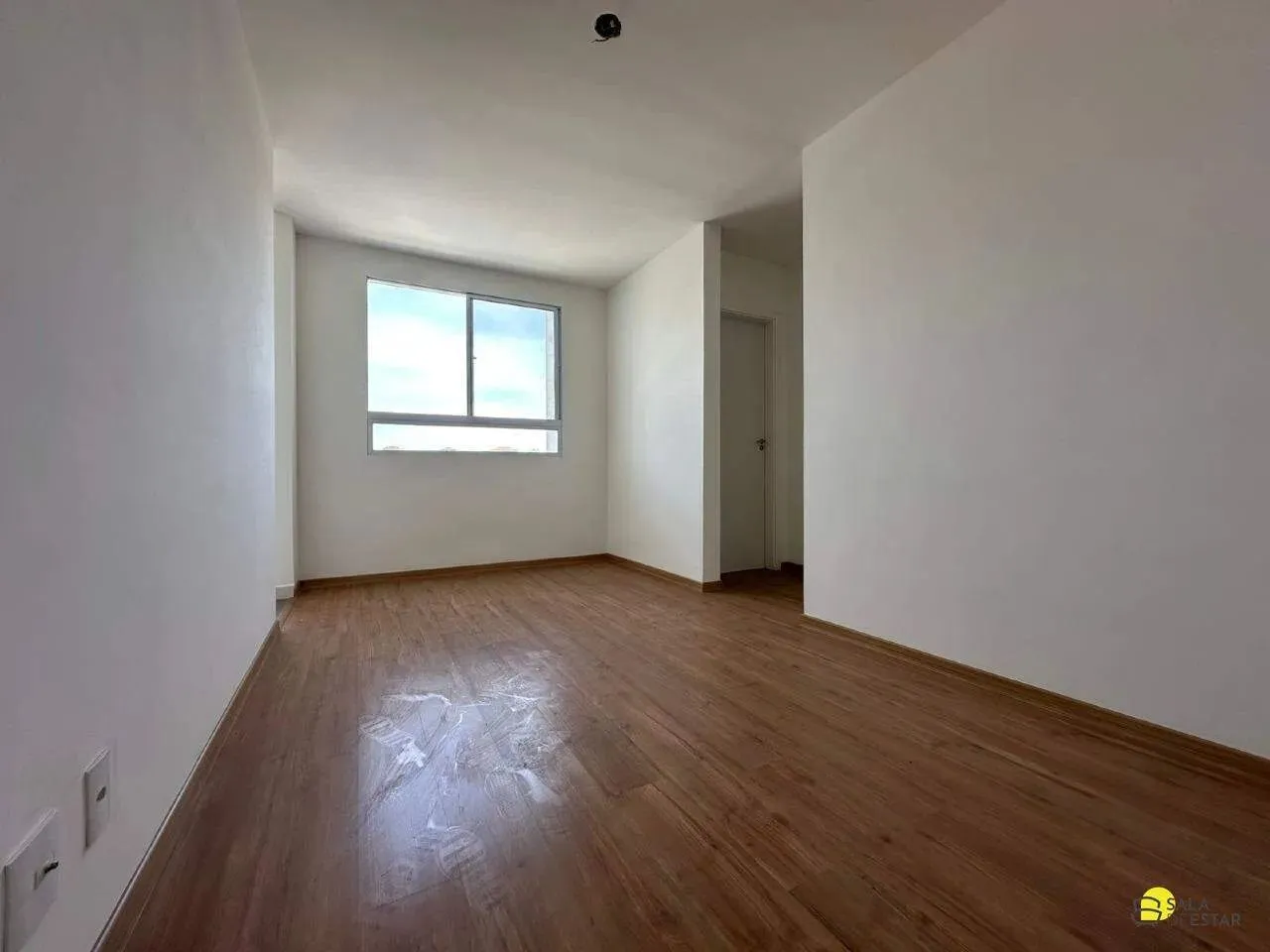 Apartamento para Locação, 02 Quartos e 01 Vaga em Ibirite.