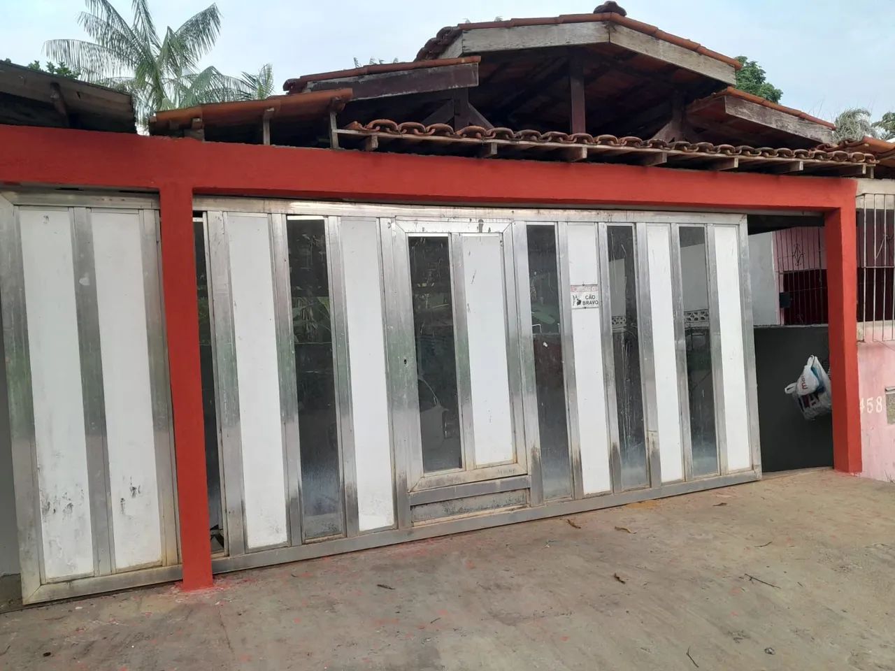 VENDO OU TROCO CASA NO RENASCER POR OUTRA QUE TENHA TERREnO GRANDE! - Foto 2