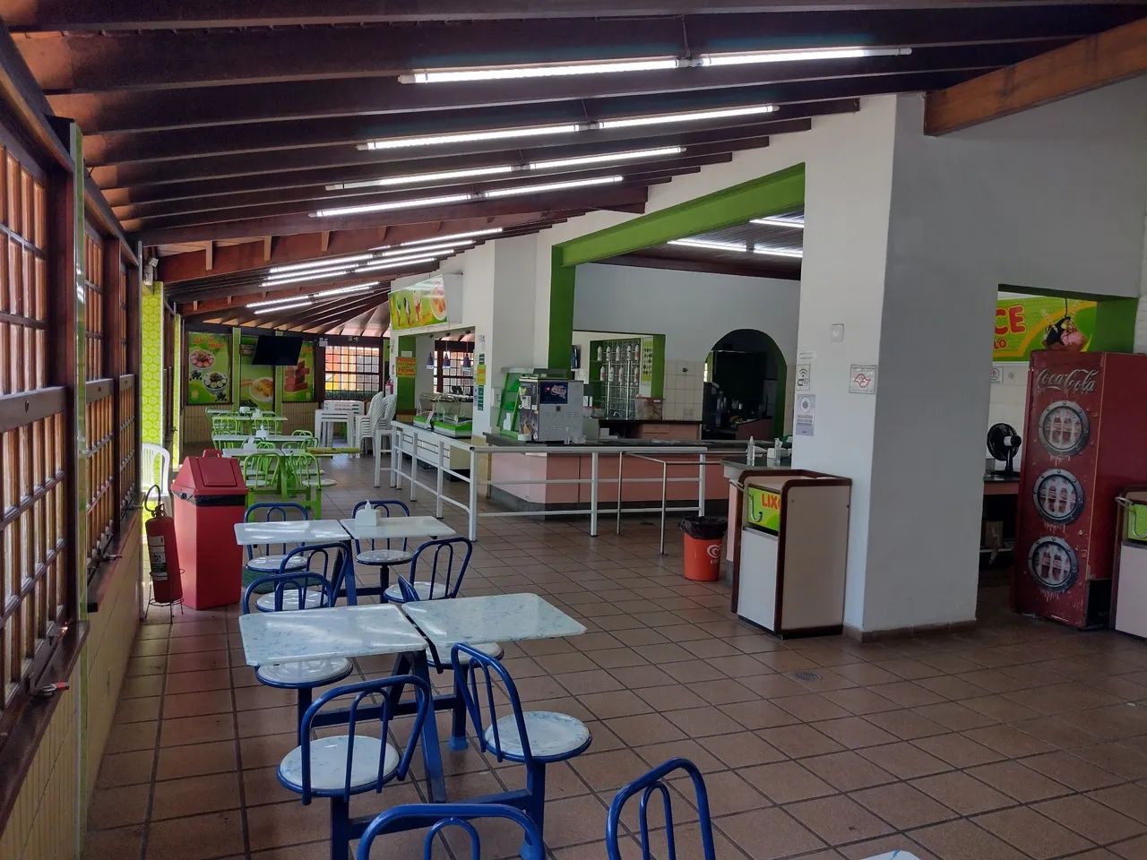 Mesa quatro cadeiras fixa ideal sorveteria  - Foto 5