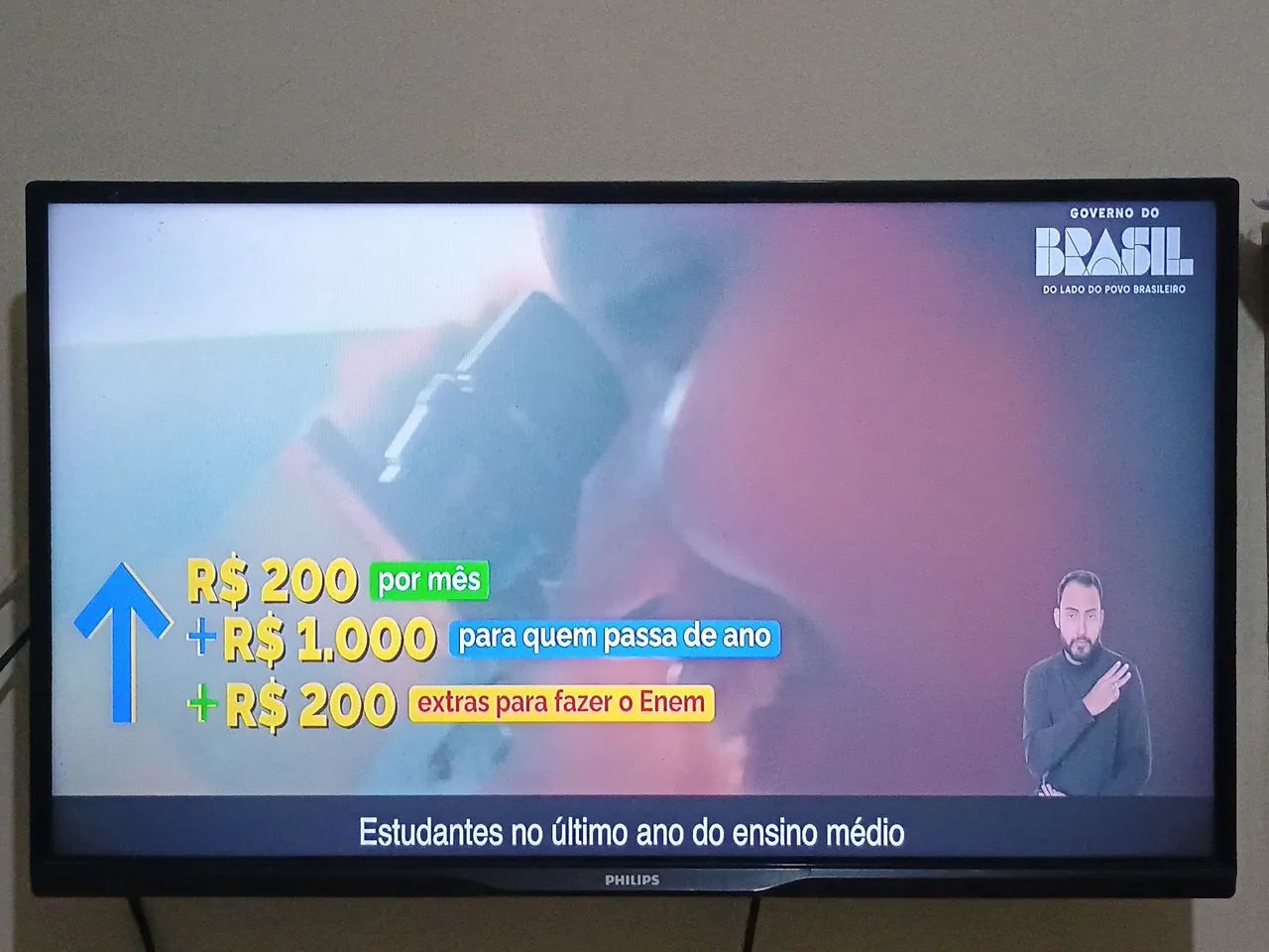 Tv 32" polegadas Led Philips em perfeito estado