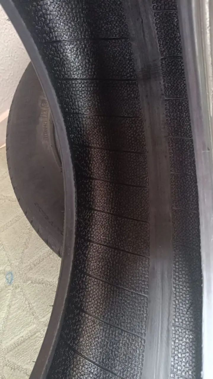 Pneus Pirelli 205/65 R15 - Foto 3