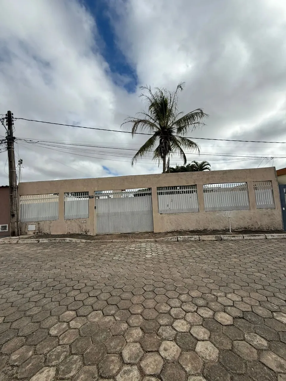 Térrea para aluguel com 100 metros quadrados com 3 quartos