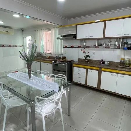 Casa com quatro quartos sendo um suíte -  Planalto - 200m² - Foto 3