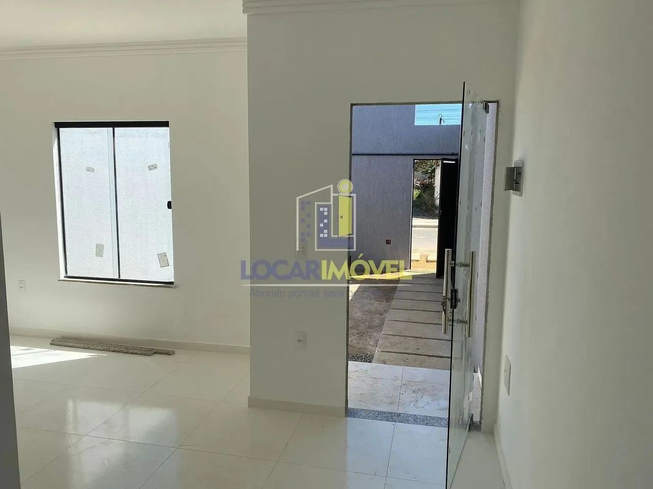 Casa à venda 3 quartos sendo 1 suíte, garagem espaçosa para 2 ou 3 carros, rua asfaltada,  - Foto 5