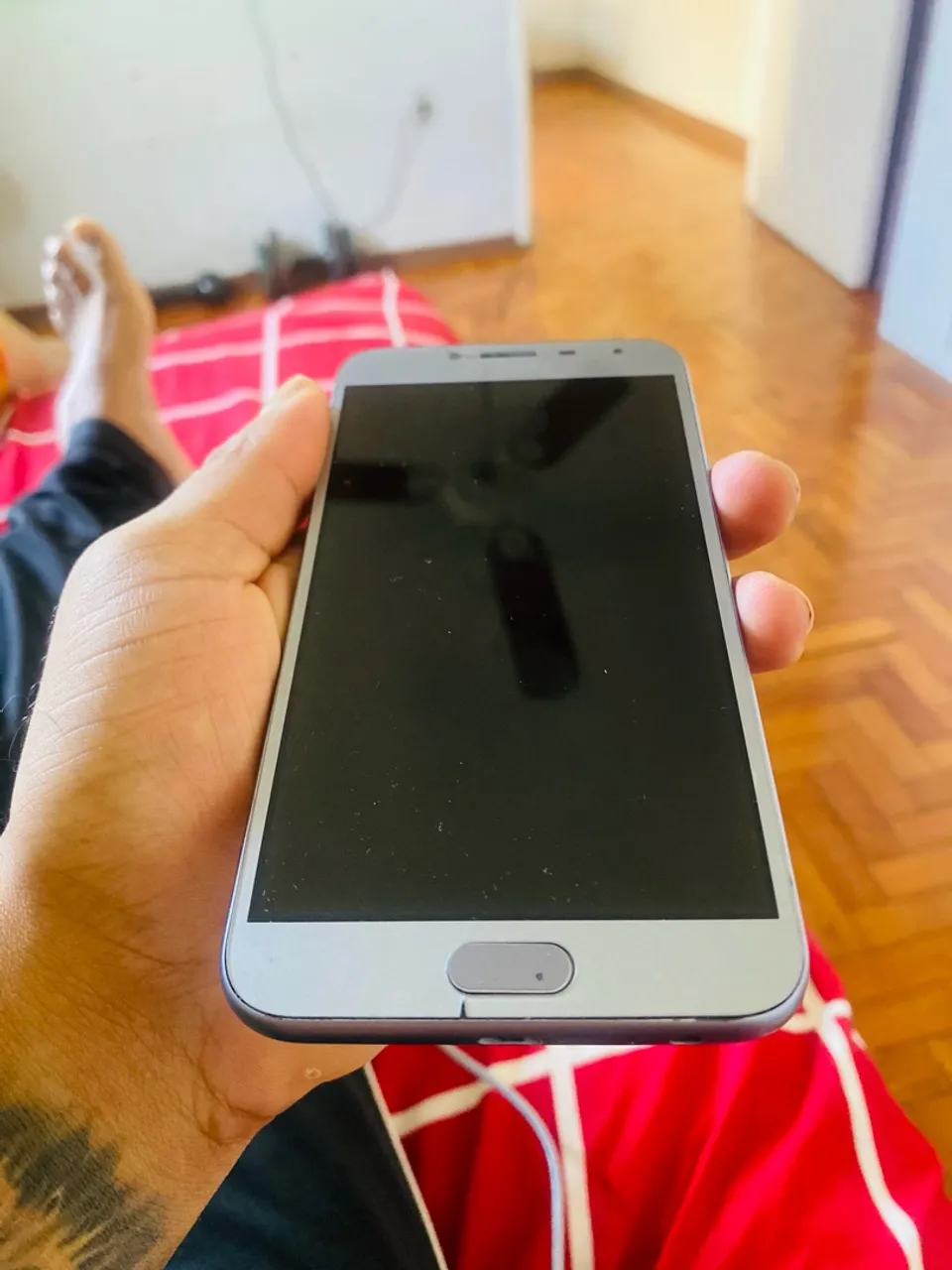 Samsung J4