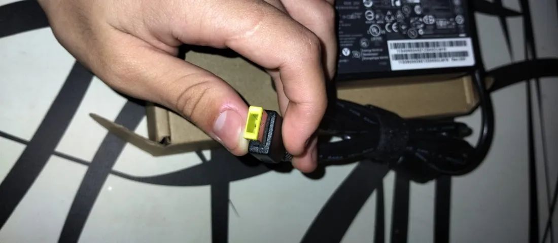 Fonte  Lenovo G40-80 G40-70 B40-70 Plug Usb 20v - Foto 3