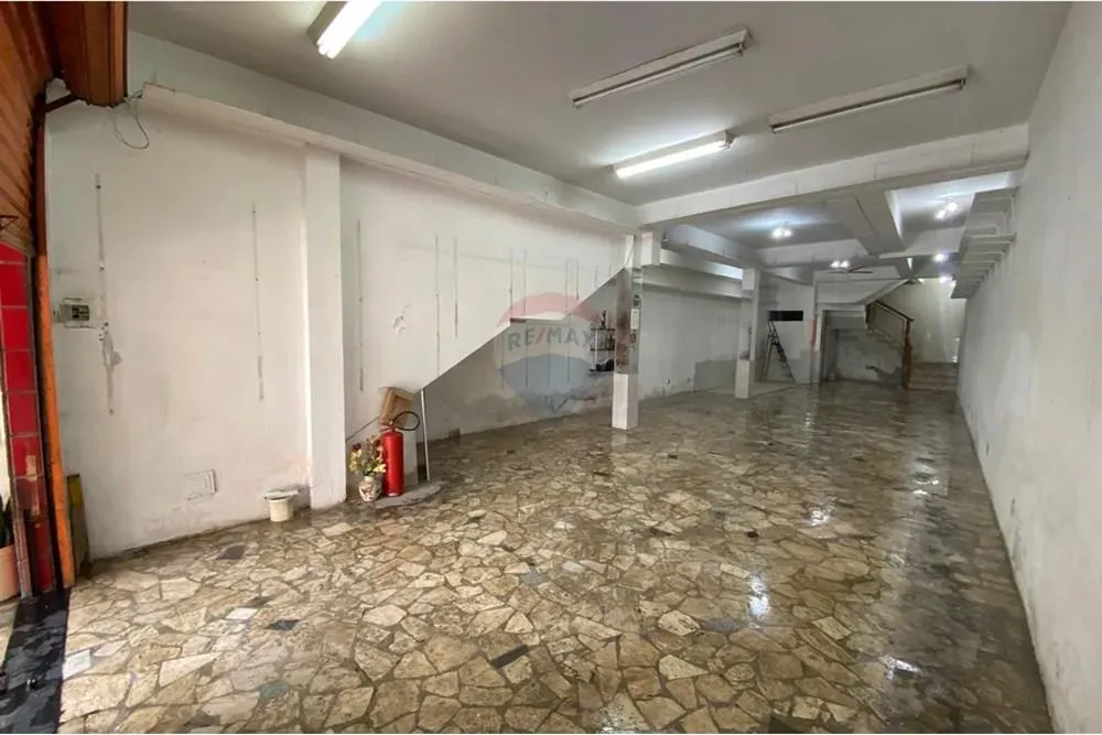 Loja comercial 146m2 localização privilegiada no bairro da Liberdade