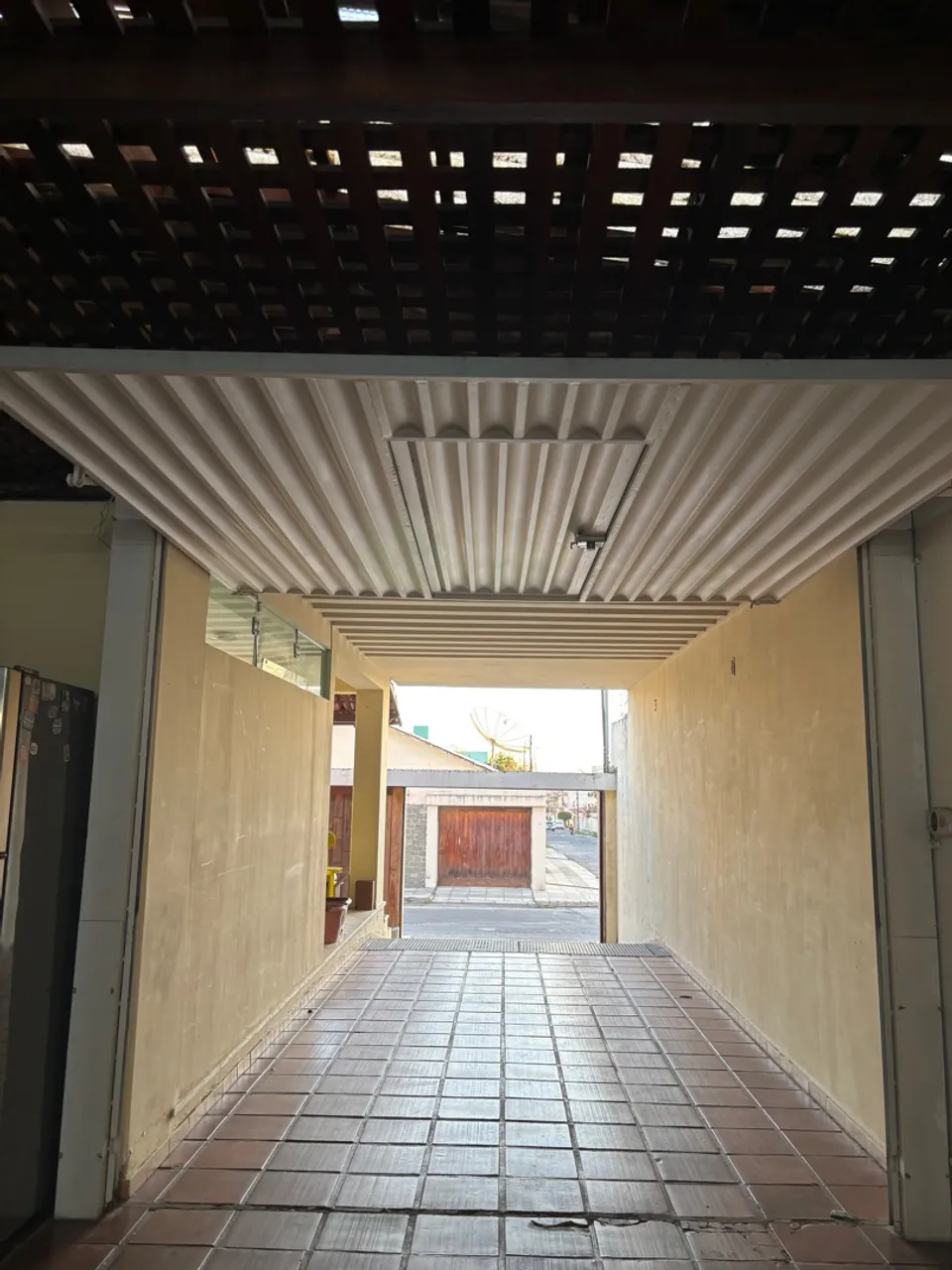 Portão basculante ferro