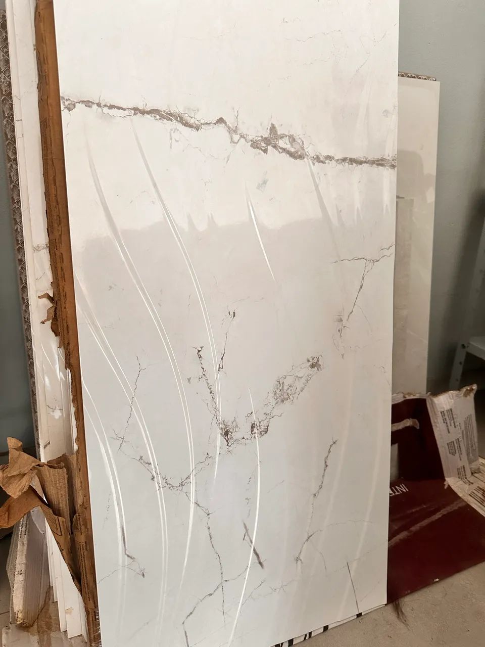 REVESTIMENTO A 43.2X91 MONOTON VENATINO ONDAS - CEUSA - Foto 2