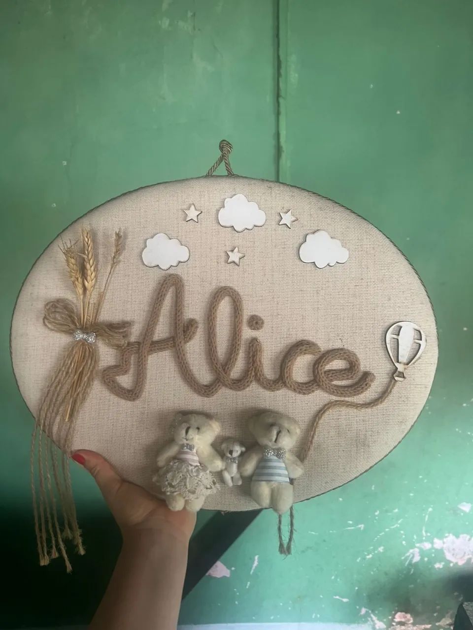 Porta Maternidade com nome em tricotin ALICE