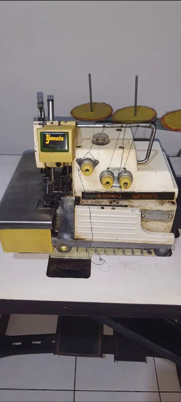 Máquina de costura  - Foto 2