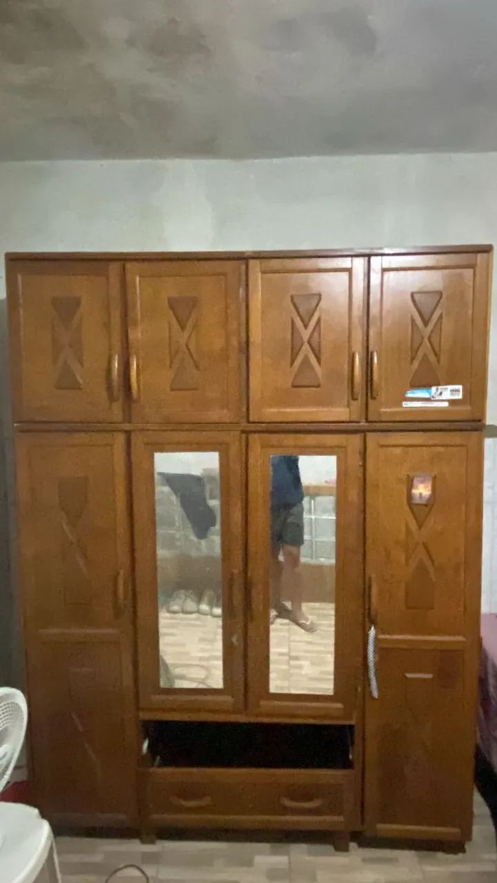 Vendo Guarda roupa seminovo