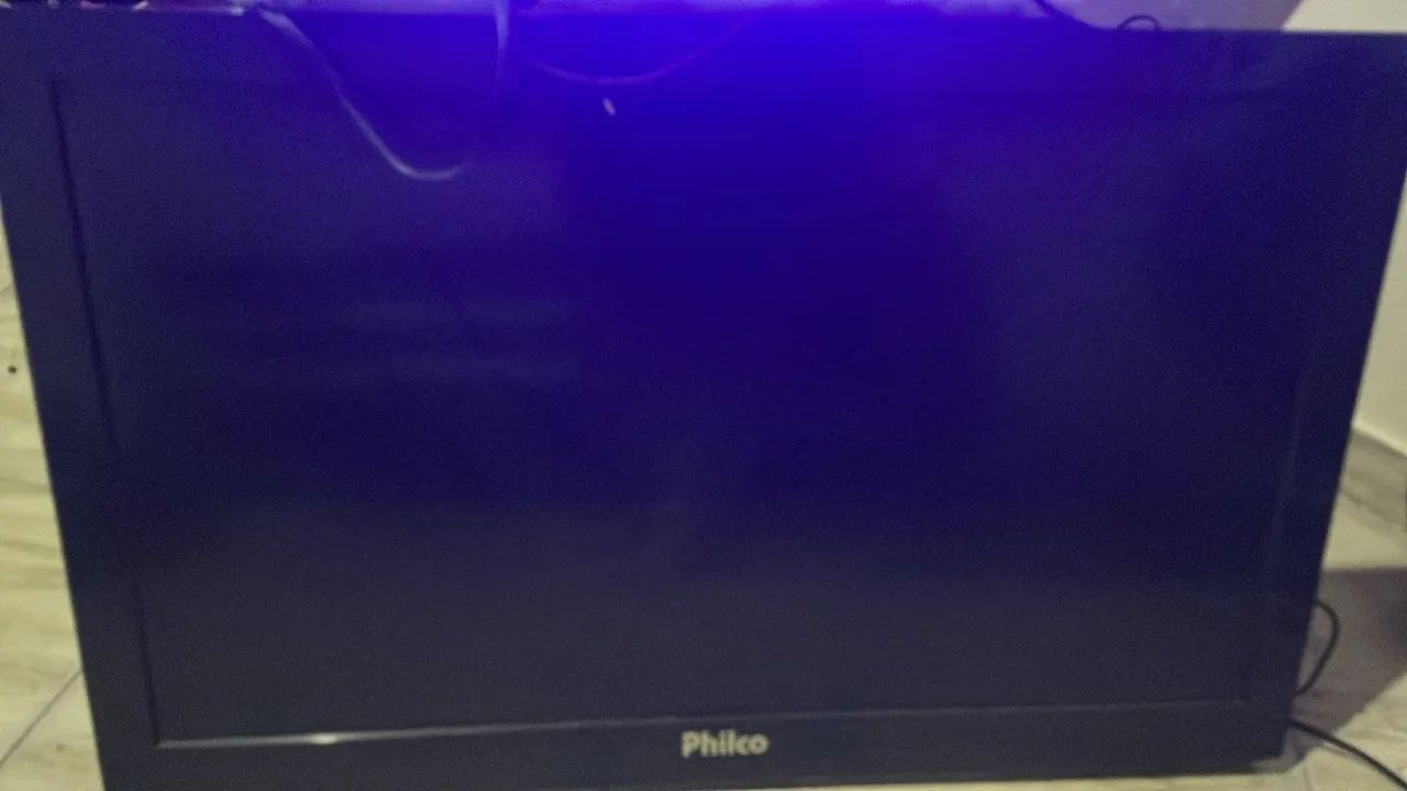 Vendo duas televisões juntas 1 Samsung 40 polegadas e 1 Philco 32 polegadas. - Foto 2