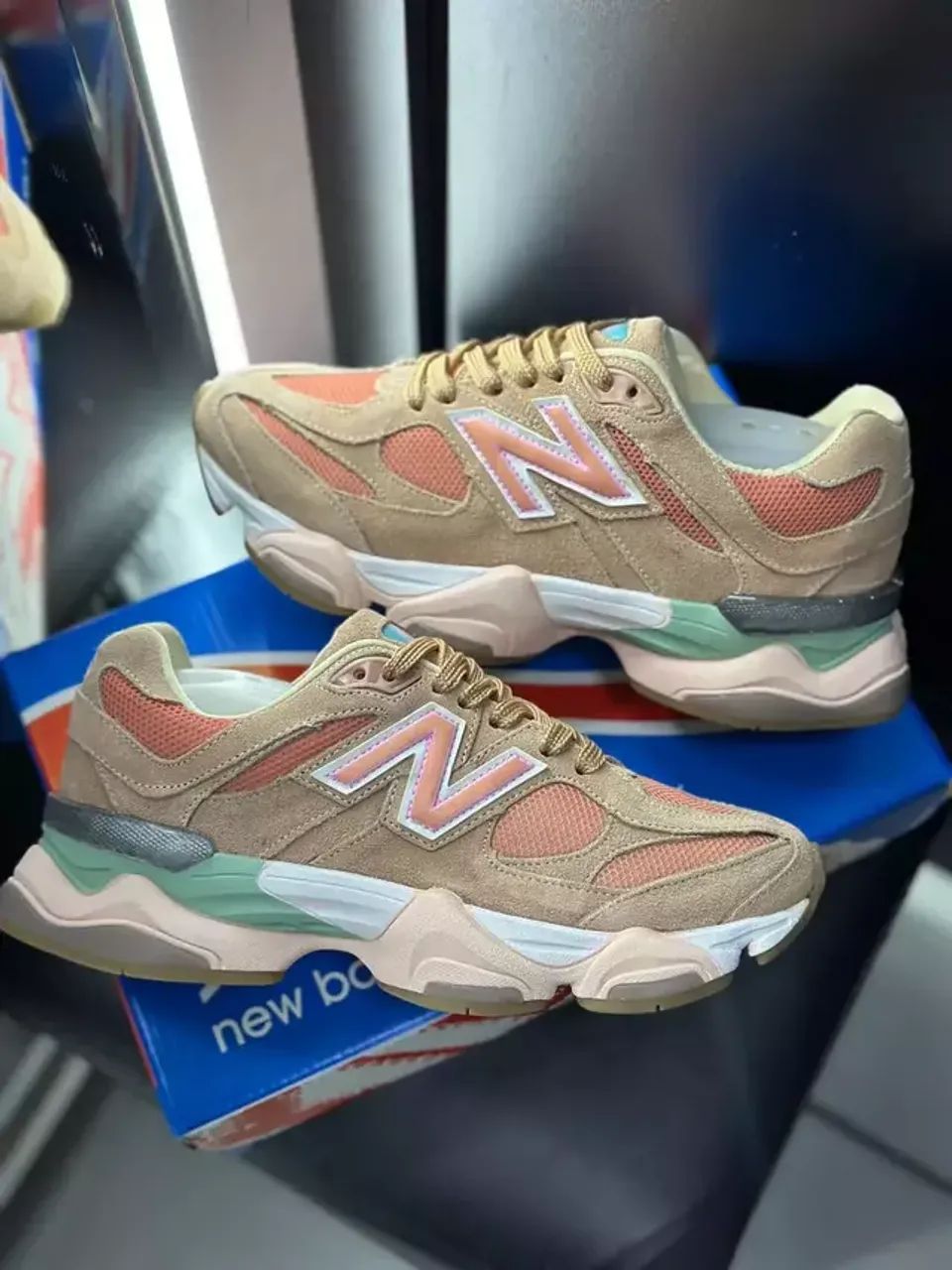 Tênis New Balance 9060 Salmão Feminino - Foto 3