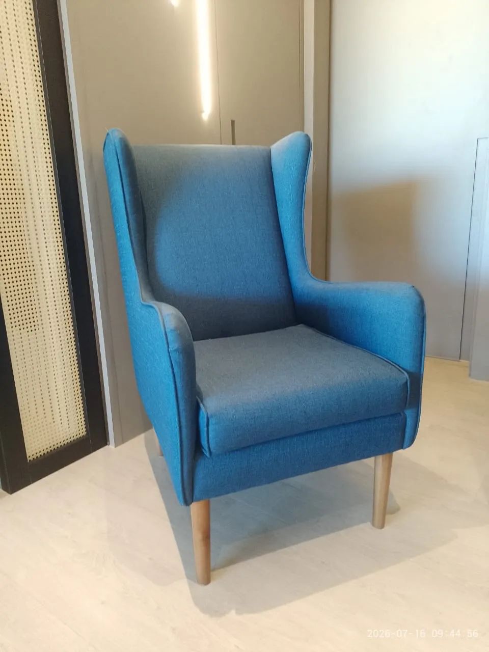 Poltrona estilo contemporâneo  - Foto 3