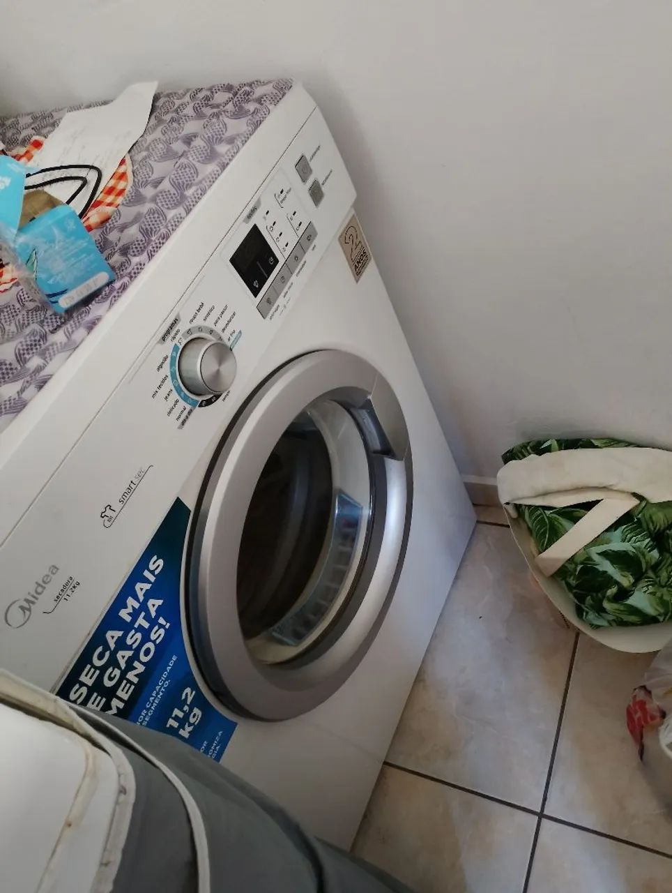 Máquina secar nova Midea