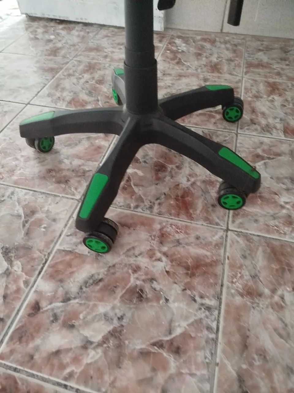Cadeira gamer xzone pro - Foto 4