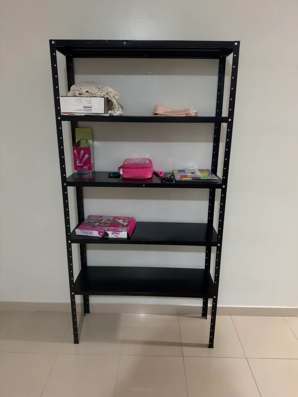 Estante de Aço Preta